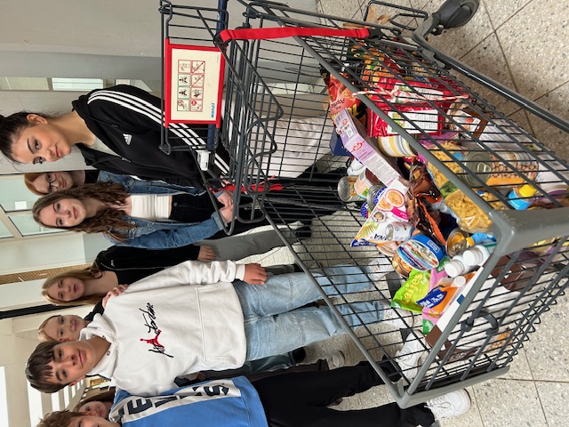 2024 06 17 Besuch Tafel